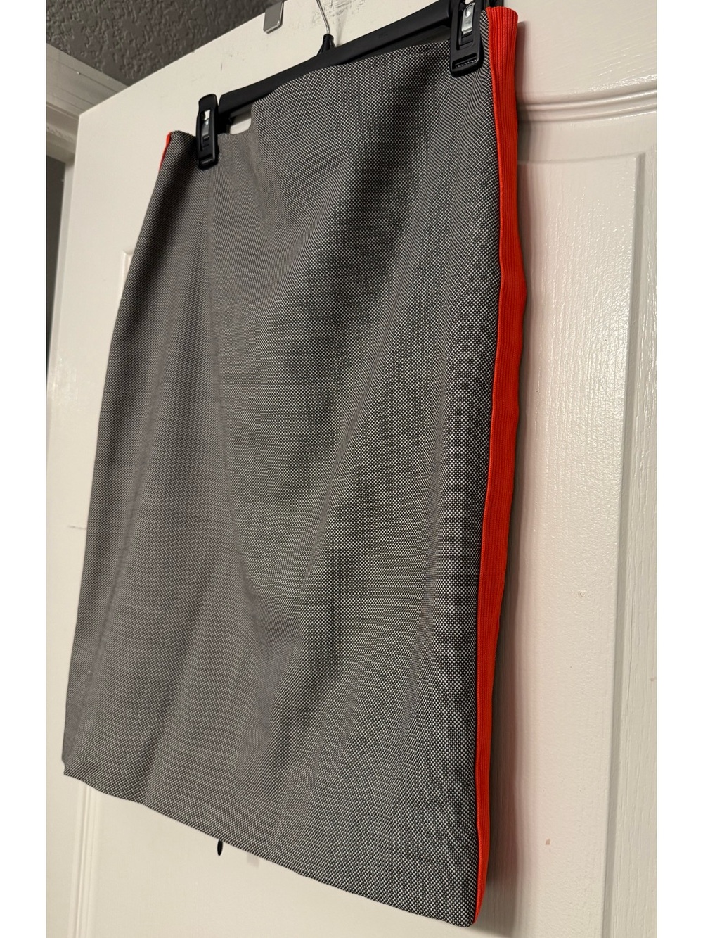 Carlisle New York Wool Pencil Skirt Size 6 Gray Red Orange Side Stripe Career